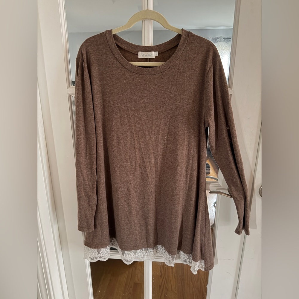 Tan L/S Knit Tunic w/Lace Hem